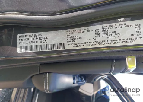 2022 Jeep Grand Cherokee Overland 4X4 z USA, uszkodzony, nr VIN 1C4RJHDG5N8635976